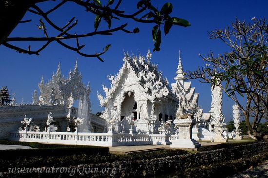 แรงบันดาลใจในการสร้างวัดร่องขุ่น